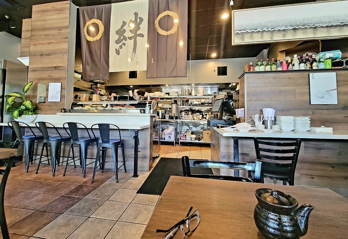 Totto Ramen & Sushi Bar